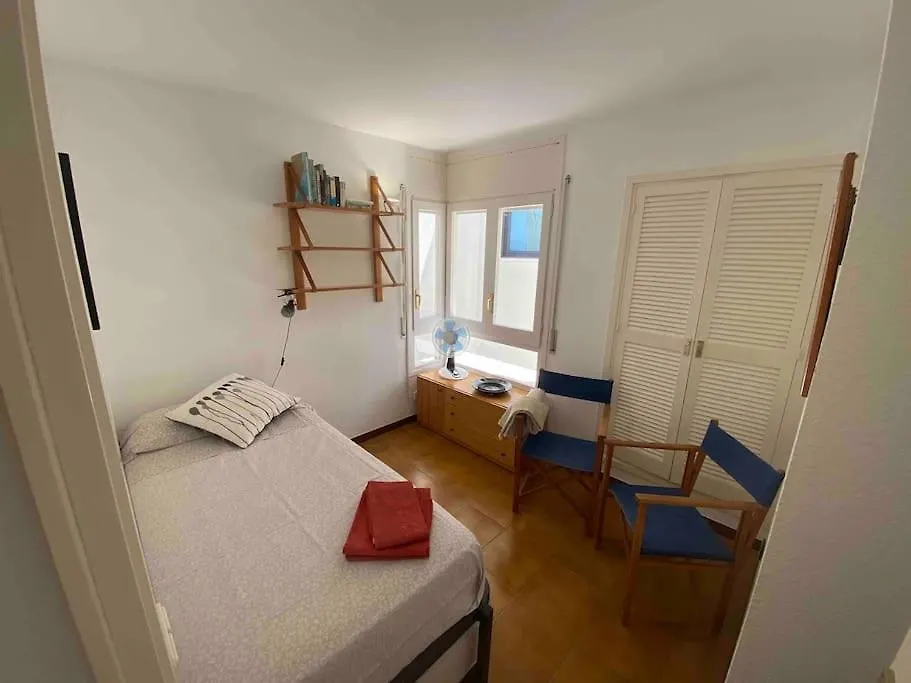 Sobre La Playa Daire L' Escala 0*,  İspanya