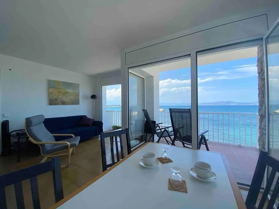 Sobre La Playa Daire L' Escala