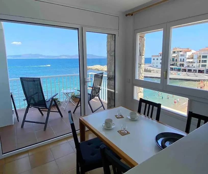 Sobre La Playa Daire L' Escala